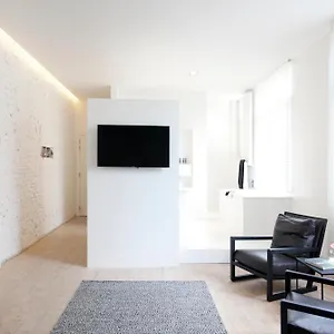 Maison Nationale Flats & Amberes