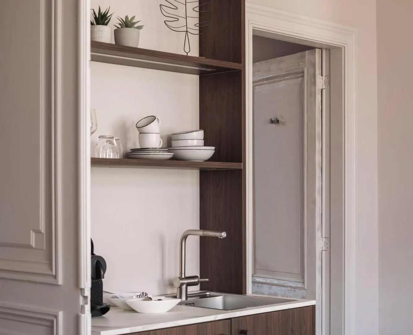 Zurenborg Suites 안트베르펜 0*,