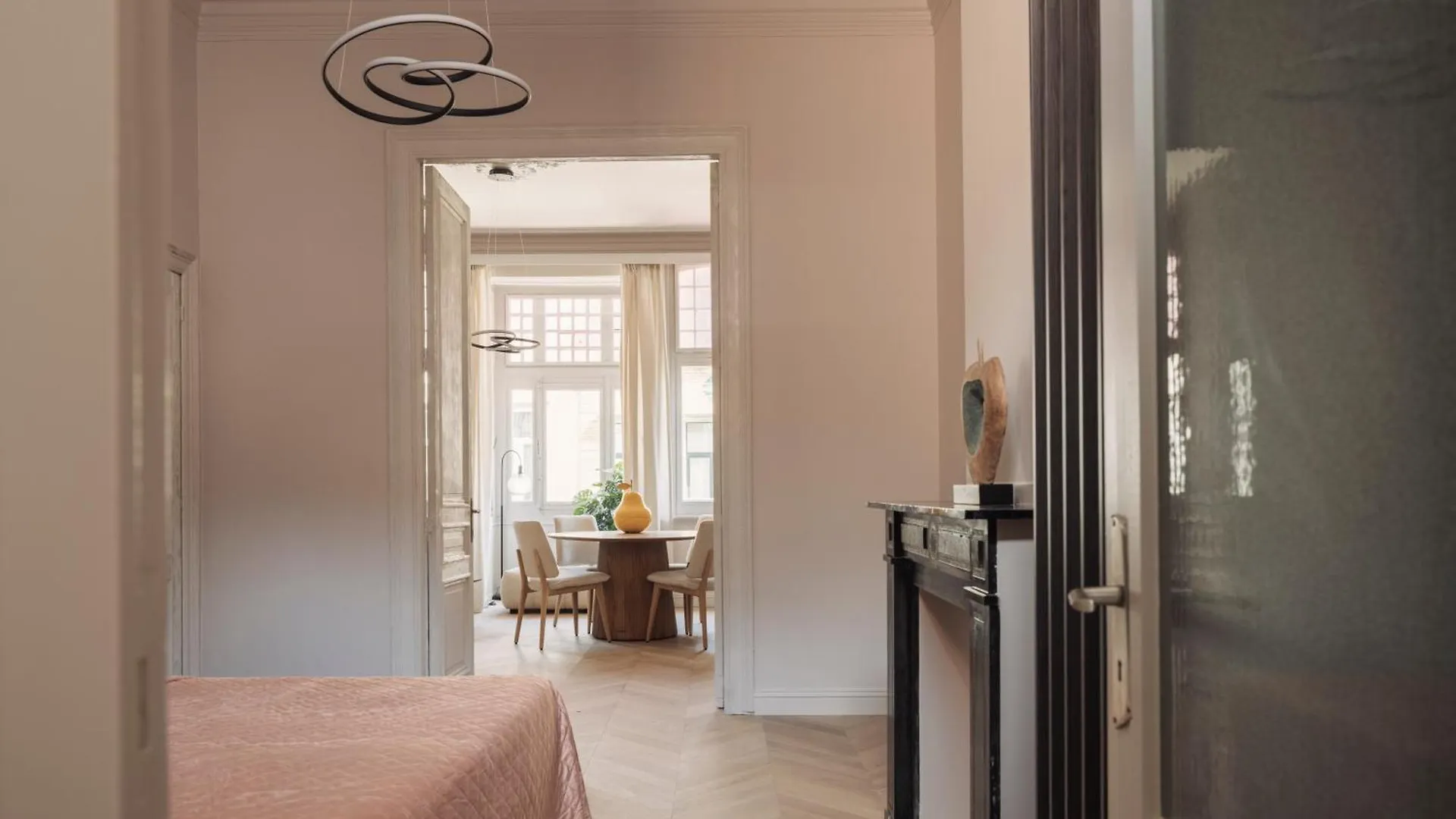 Zurenborg Suites Antwerp 0*,  Belgium